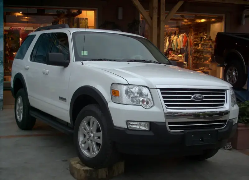 Ford Sport Trac - 2