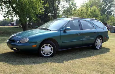 Ford Taurus Taurus III Station Wagon