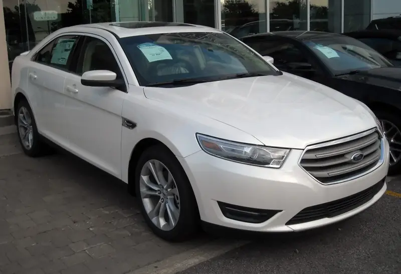 Ford Taurus Taurus VI 2.0 EcoBoost (240 bg) Automatic - görsel 2