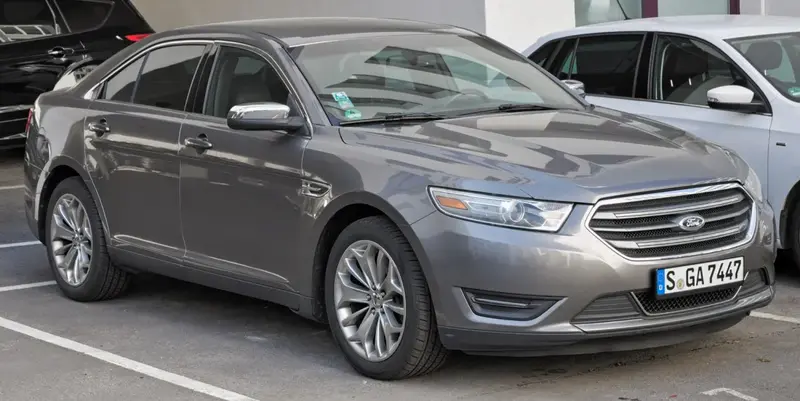 Ford Taurus Taurus VI 2.0 EcoBoost (240 bg) Automatic - görsel 3