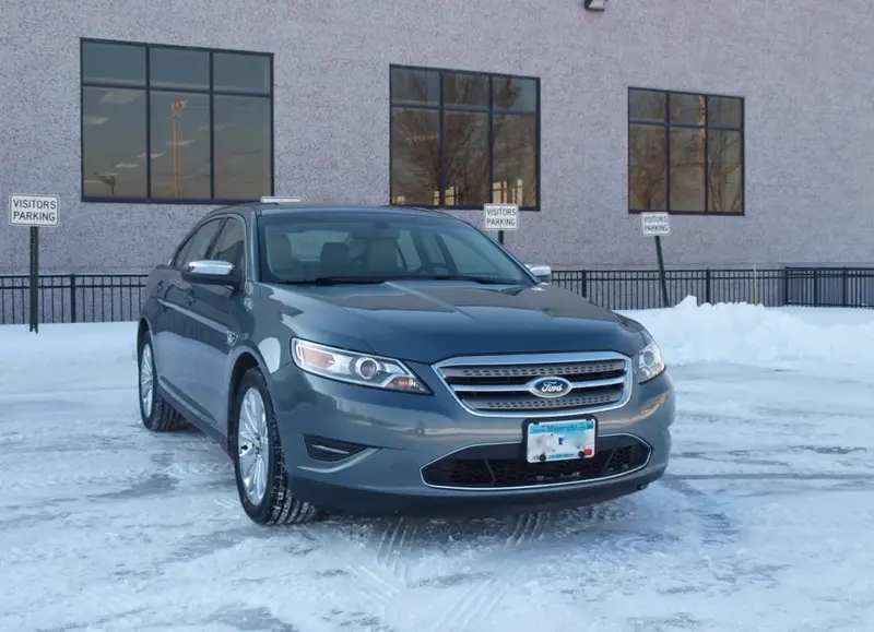 Ford Taurus - 5