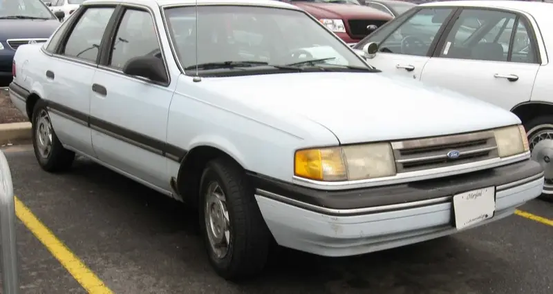 Ford Tempo - 3