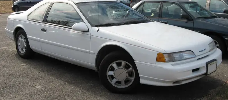 Ford Thunderbird - 4