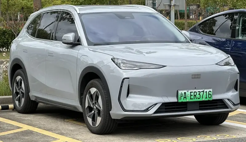 Geely Galaxy E5 - 2