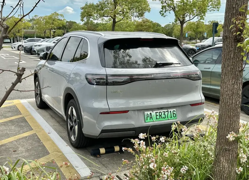Geely Galaxy E5 - 3