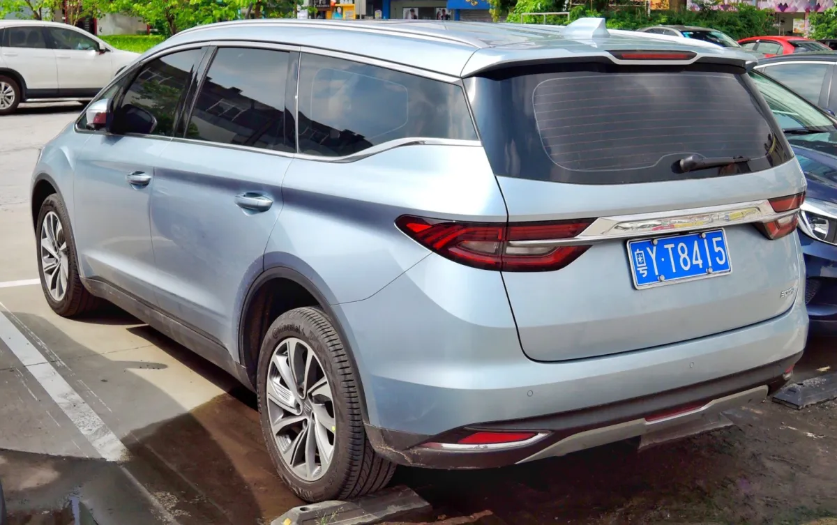 Geely Jia Ji Jia Ji 1.5TD (190 bg) Mild Hybrid DCT - görsel 2