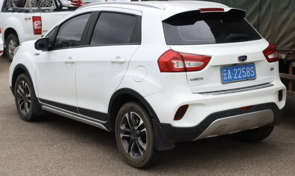 Geely 3