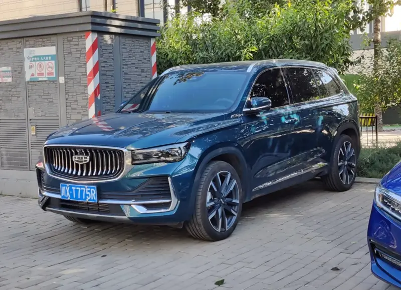 Geely Xingyue L - 3