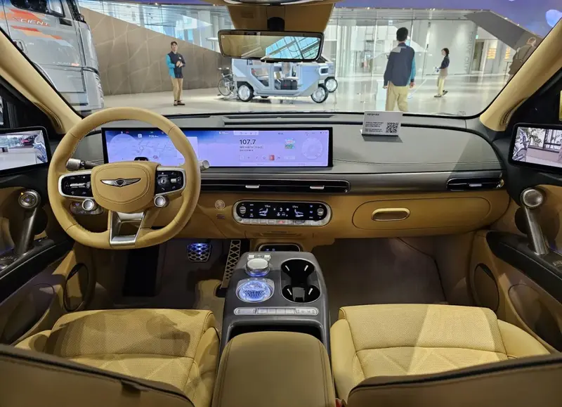 Genesis GV60 - 3