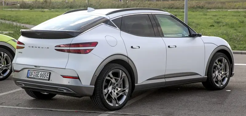 Genesis GV60 - 2
