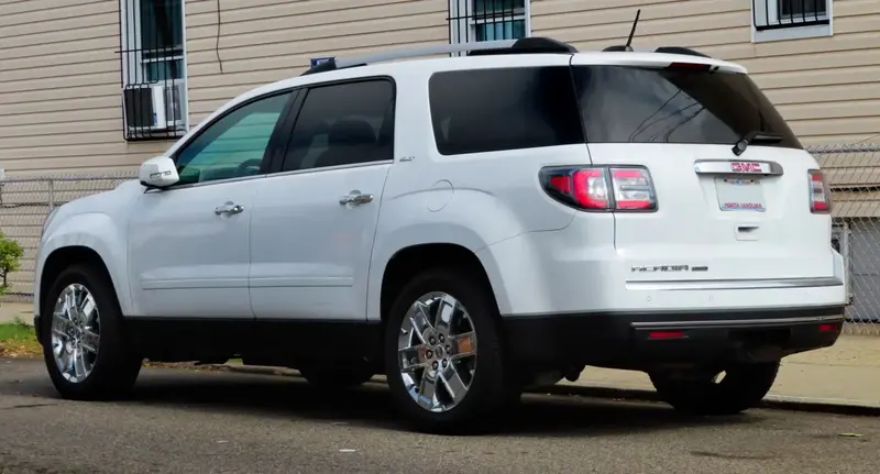 GMC Acadia - 2