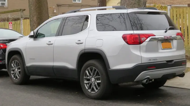 GMC Acadia - 2