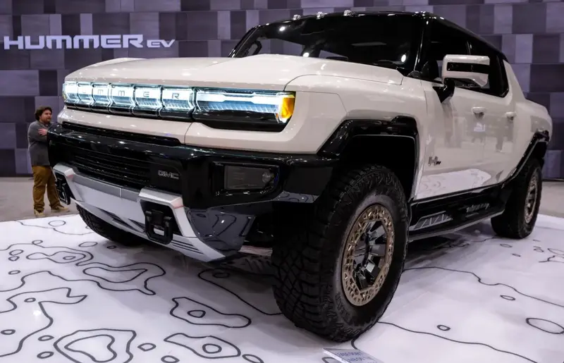 GMC Hummer EV - 2