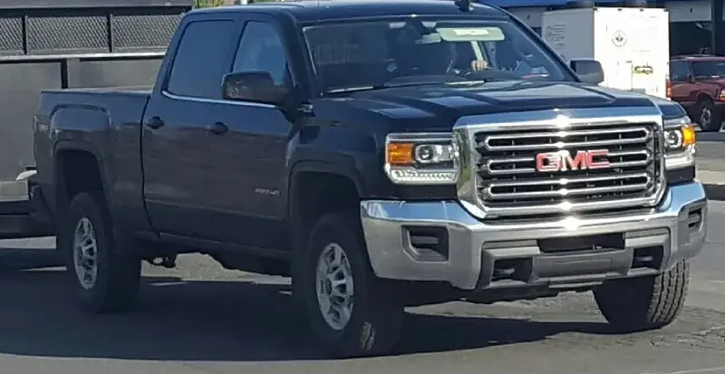 GMC Sierra 2500HD - 2