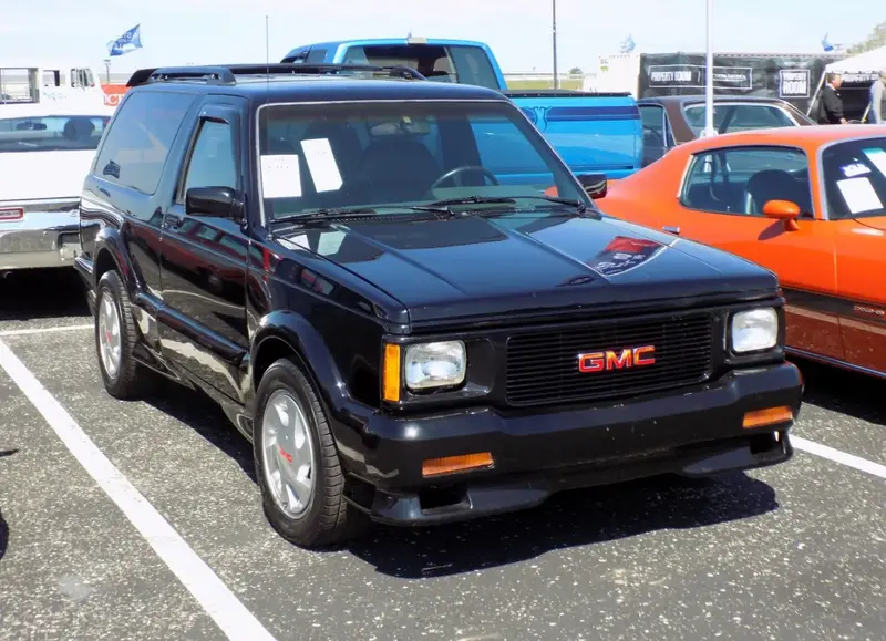 GMC Typhoon Typhoon