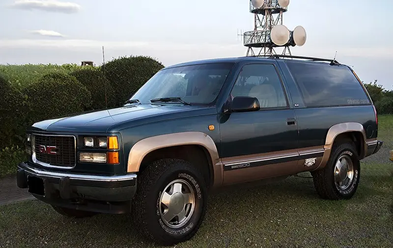 GMC Yukon - 2