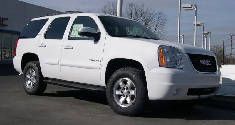 GMC Yukon Yukon III (GMT900)