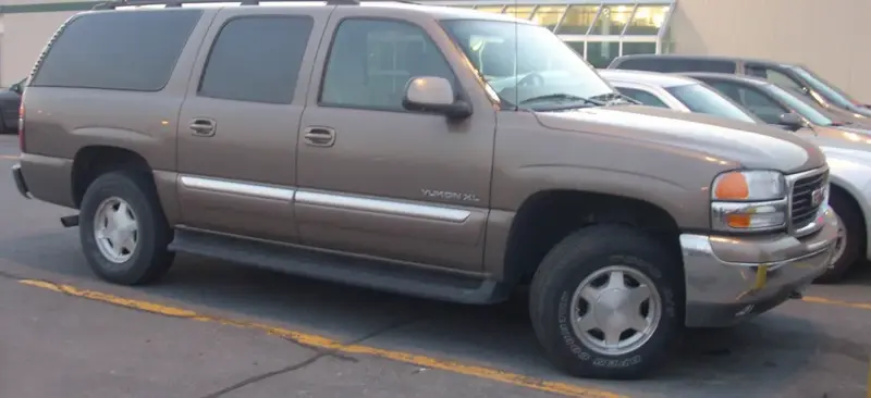GMC Yukon - 3