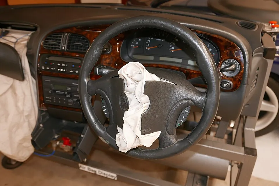 Holden 4