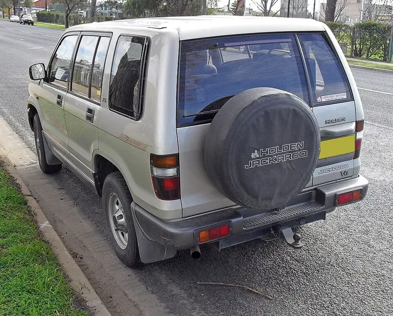 Holden Jackaroo - 5