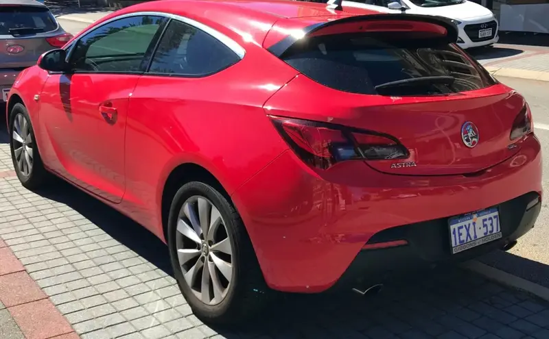Holden Astra - 2