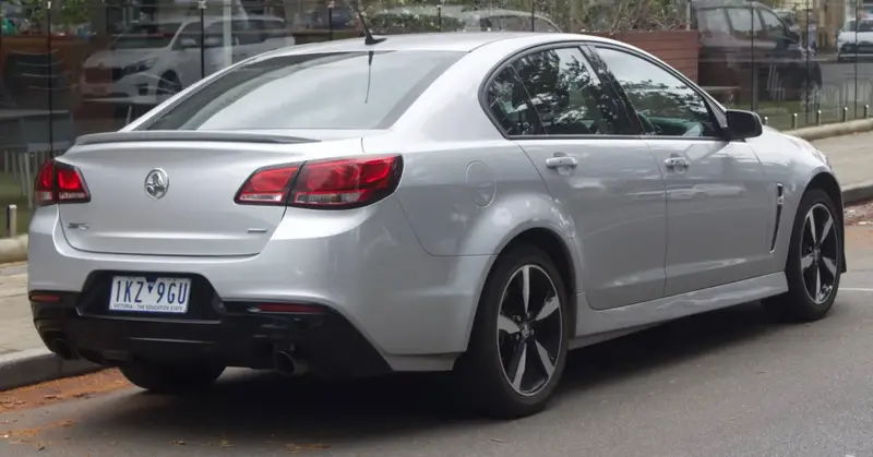 Holden Commodore - 5