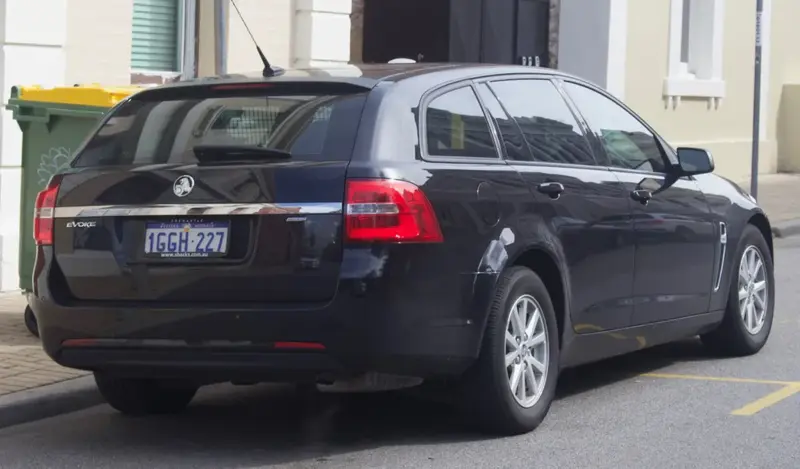 Holden Commodore - 2