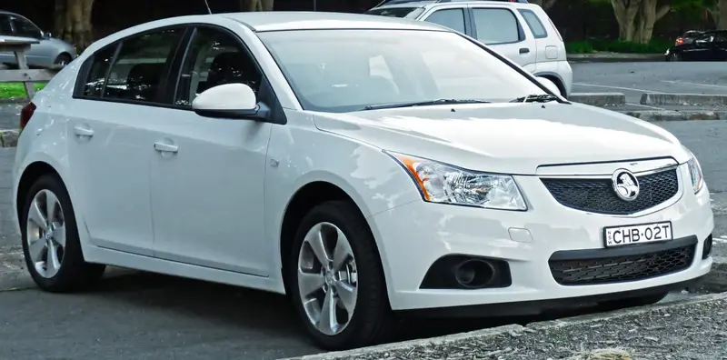 Holden Cruze - 2