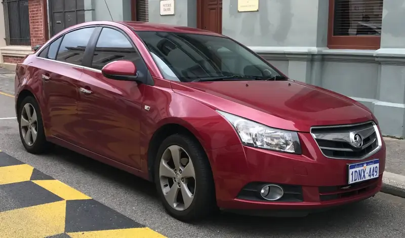 Holden Cruze - 2