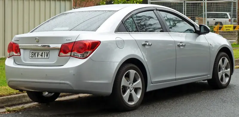 Holden Cruze - 6