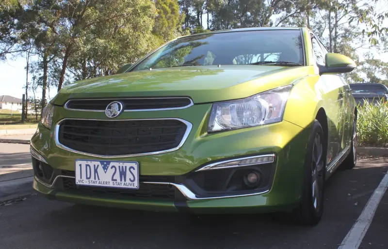 Holden Cruze - 3