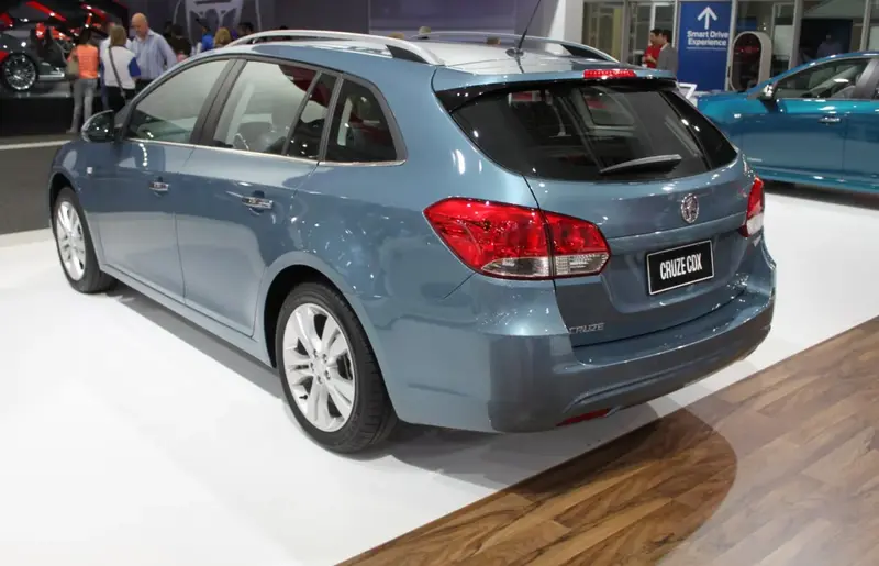 Holden Cruze - 4