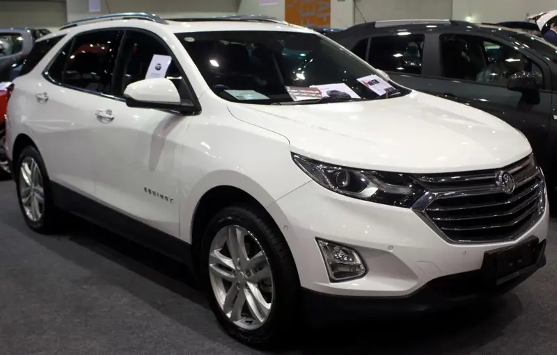 Holden Equinox - 3
