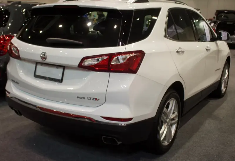 Holden Equinox - 4