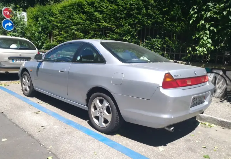 Honda Accord - 4