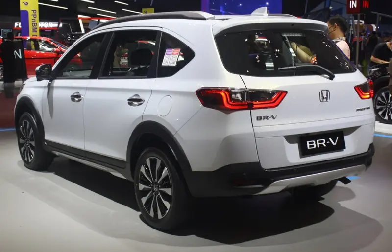 Honda BR-V BR-V I 1.5 i-VTEC (120 bg) CVT - görsel 2