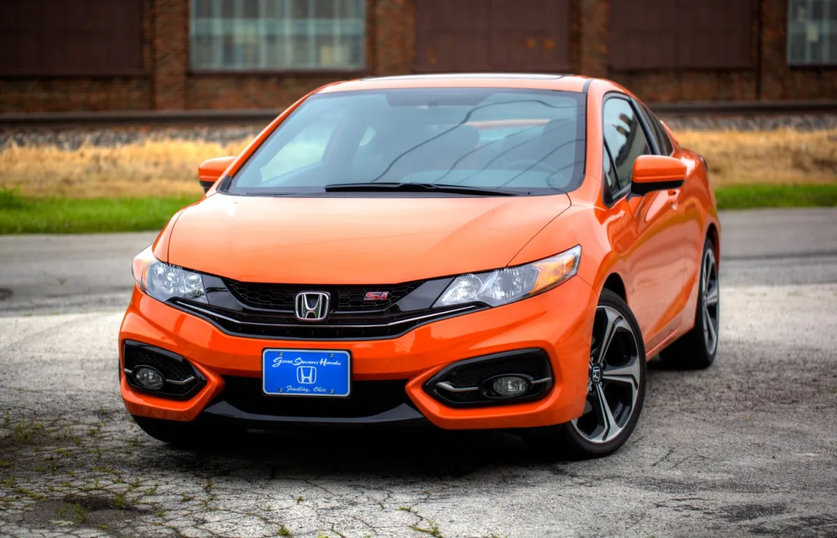 Civic IX Coupe (facelift 2013)