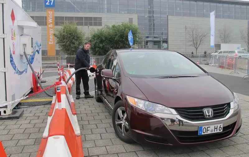 Honda Clarity - 6