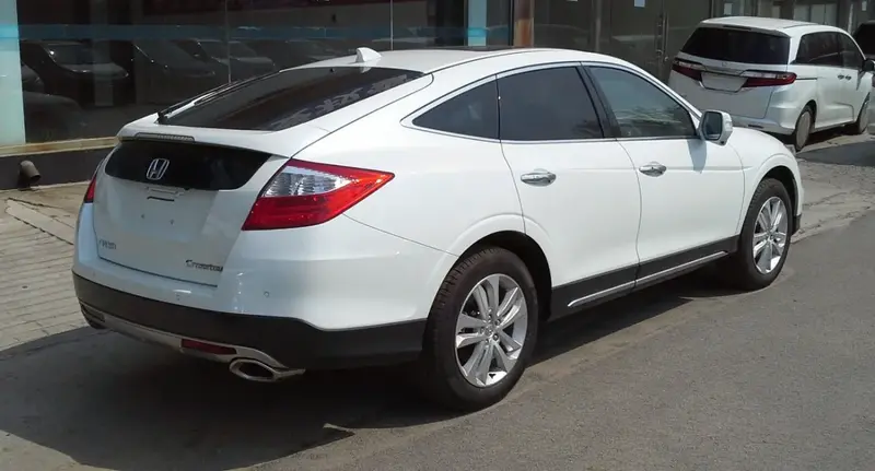 Honda Crosstour - 2