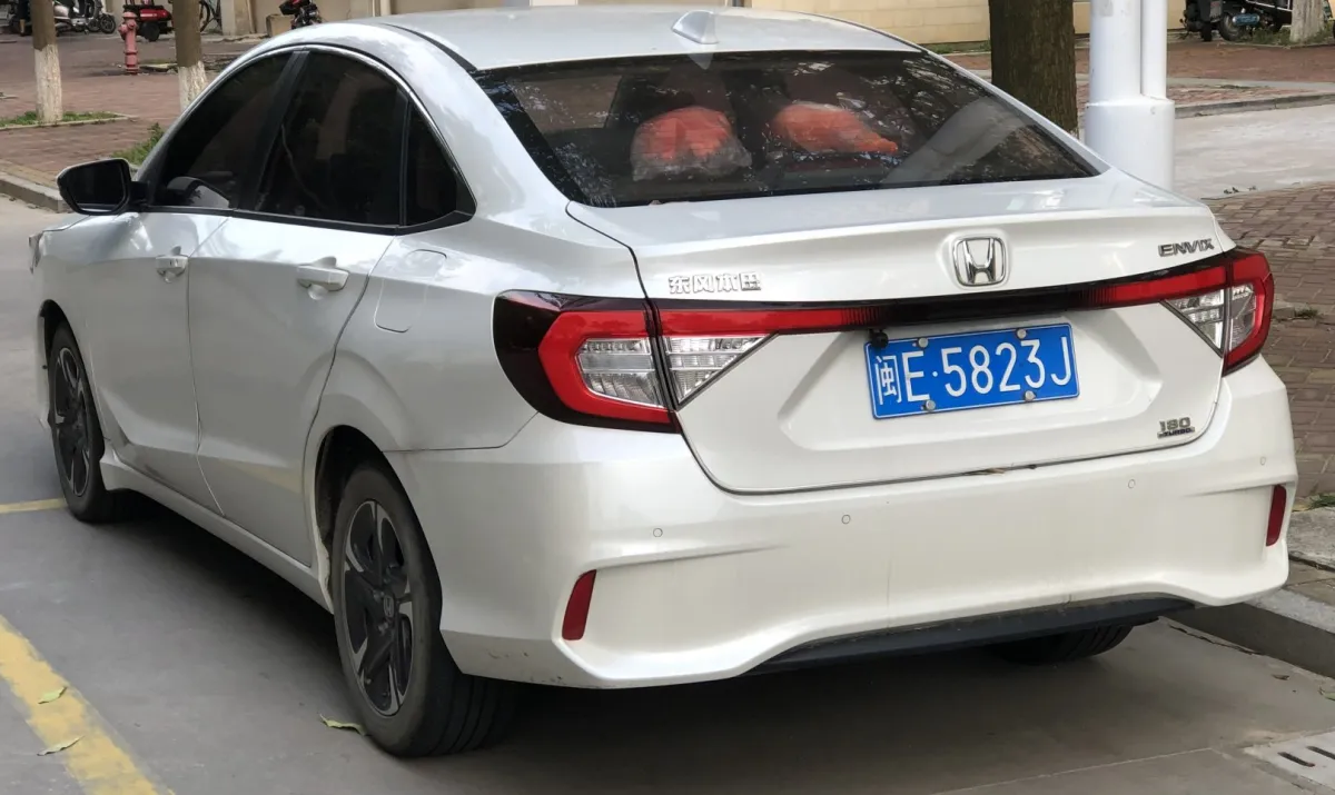Honda Envix Envix 1.0 VTEC Turbo (122 bg) CVT - görsel 2