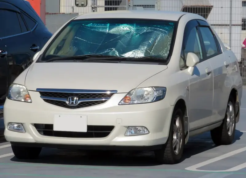 Honda Fit Aria Fit Aria 1.5 i 16V (110 bg) - görsel 3