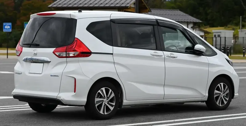 Honda Freed - 2