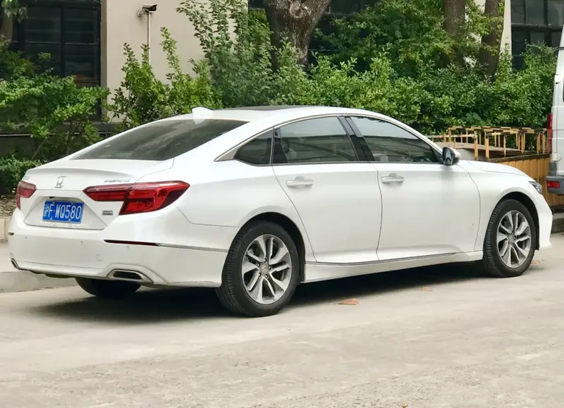 Honda Inspire - 2