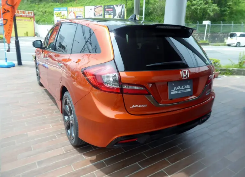Honda Jade - 2