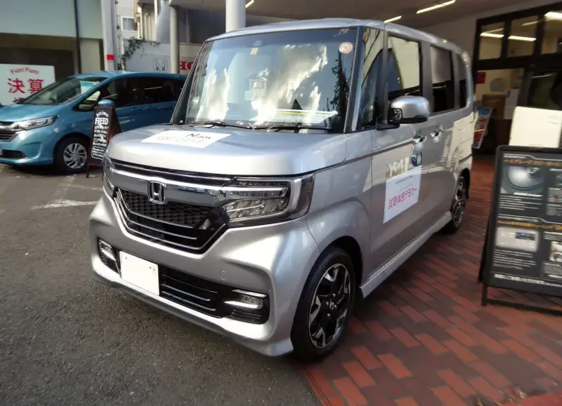 Honda N-Box - 2