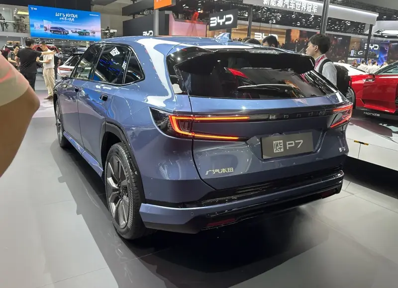 Honda P7 - 2