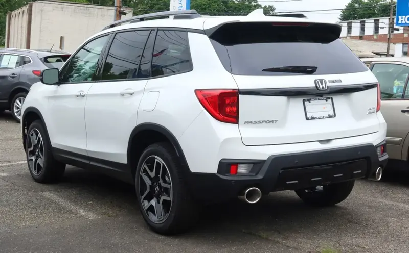 Honda Passport - 4