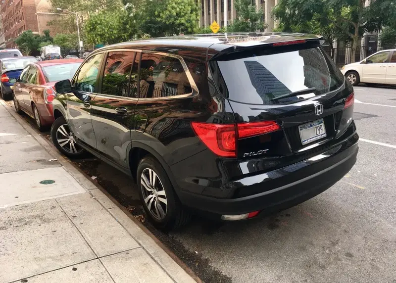 Honda Pilot - 4