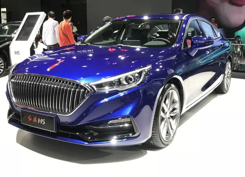 Hongqi H5 - 2