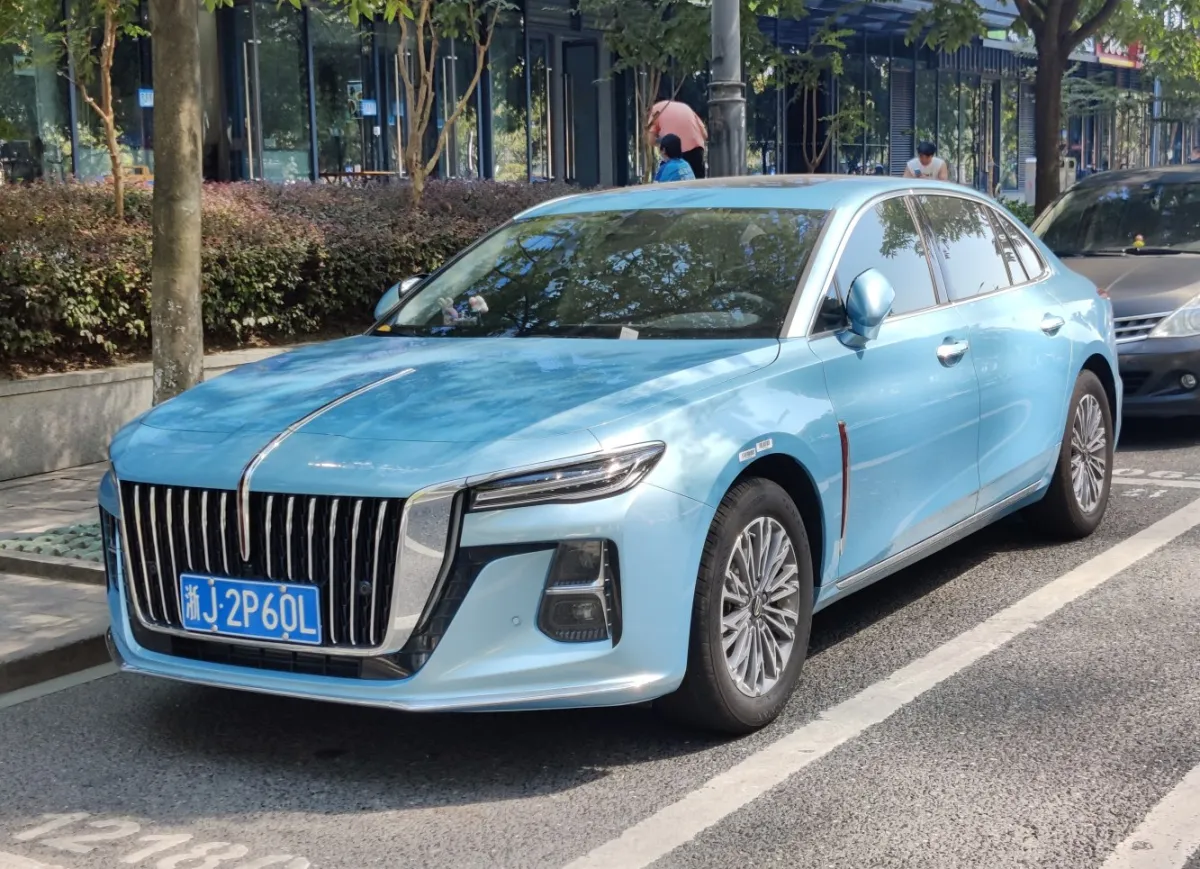 Hongqi - 10